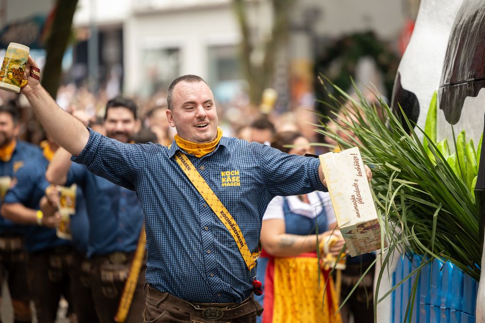 Kochk&auml;sewagen na Oktoberfest Blumenau