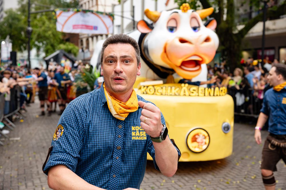 Kochk&auml;sewagen na Oktoberfest Blumenau