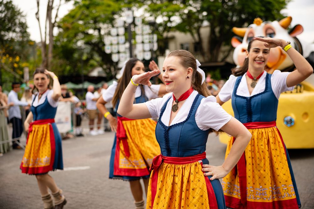 Kochk&auml;sewagen na Oktoberfest Blumenau